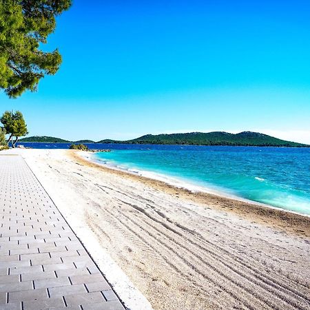 Buqez Eco Resort - Beach Villa 28 - Directly By Beach Drage Eksteriør bilde